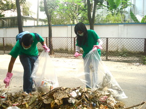 Collecting recyclable items