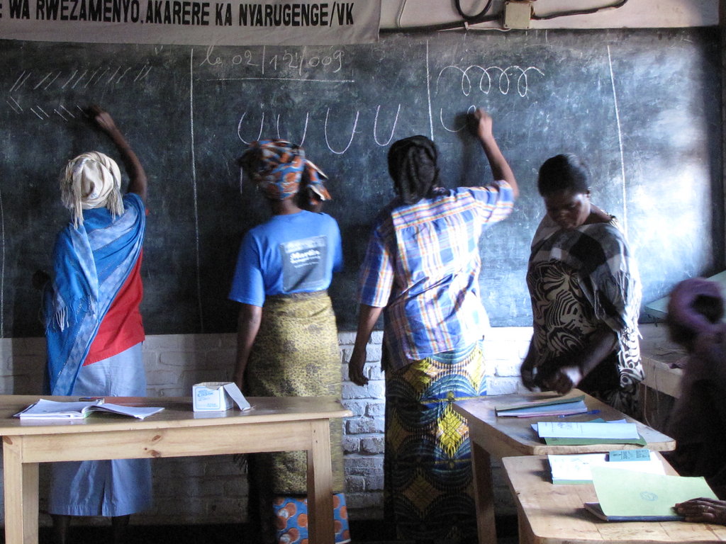 Teach 30 Rwandan Women to Read, Write & Calculate - GlobalGiving