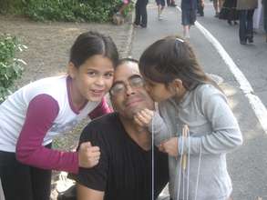 Rick and his daughters