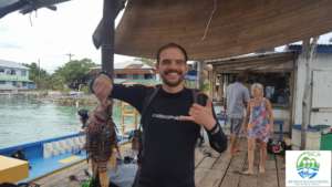 Volunteer working with BICA-Utila