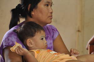 Empower Burmese Migrant Women this holiday season!