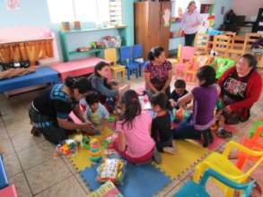 Mothers of Chiche (Guatemala) in an activity