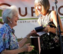 A well-deserved award to a long-time volunteer