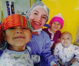 PH Medical Intern, Jhuvilka, with Cancer Patients.