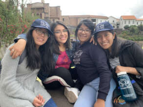 Peruvian Hearts Scholars