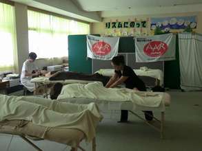 Parents receive massages