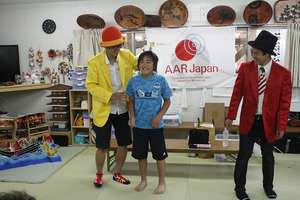 A participant Sho assisted the magicians