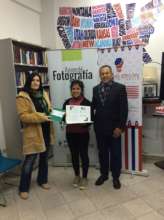 Astrid accepts Photography Prize