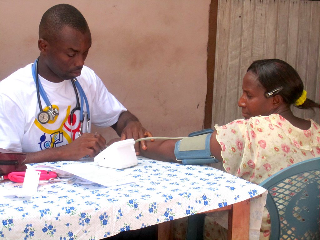 Provide health in an impoverished Ghanaian slum