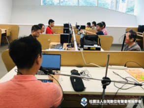 Math group courses for visually impaired students