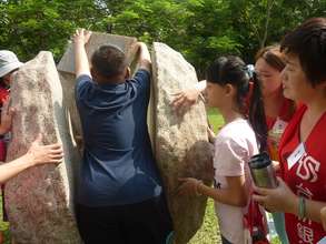 photography class for blind children