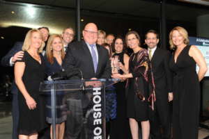 2017 Agents of Change Award to Booz Allen