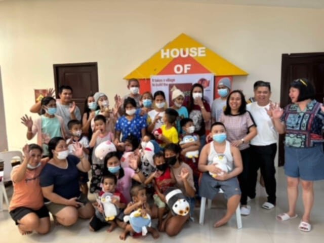Past Summer Party with kids, staff and volunteers