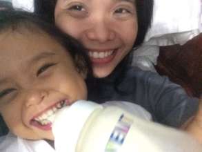 Mom Lissette and Brielle