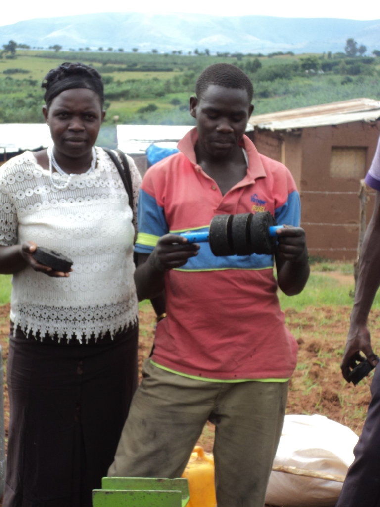 Clean Fuels and Cookstoves for Schools in Uganda
