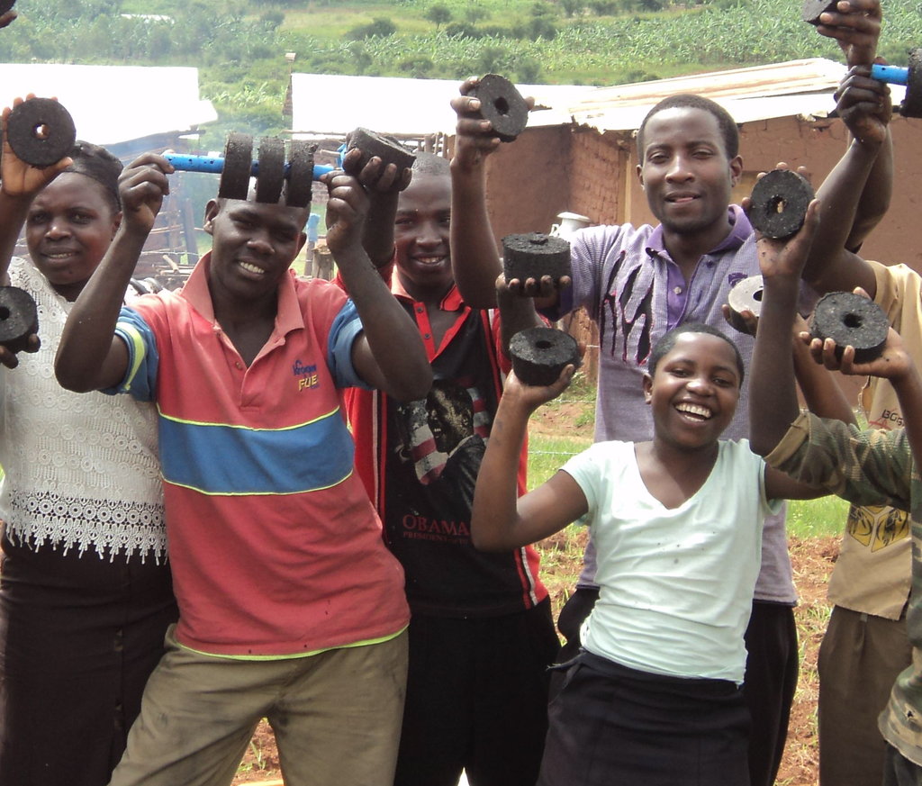 Clean Fuels and Cookstoves for Schools in Uganda
