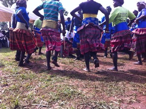 Koro dancers