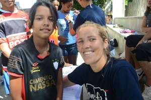 A young girl participating in LF/Guerreiras clinic