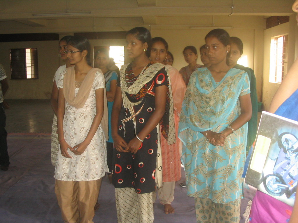 Empower Slum Youth in India to Earn Suitable Wages