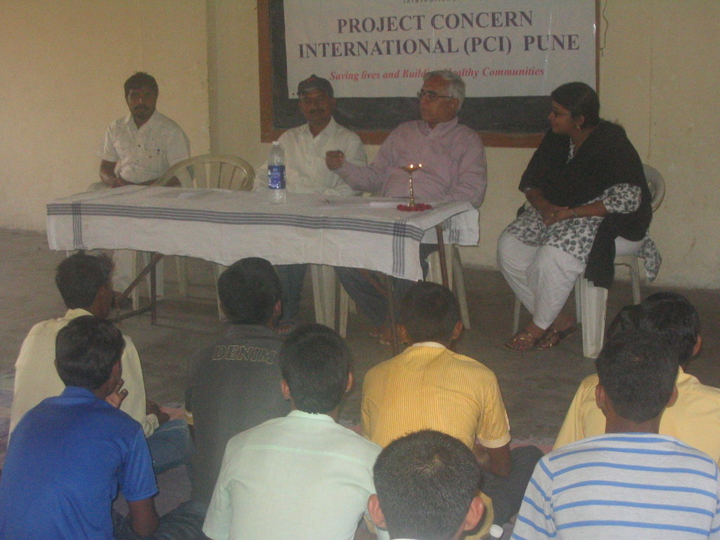 Empower Slum Youth in India to Earn Suitable Wages