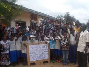 Shoe/sock distro w/GlobalGivingSign of Thx
