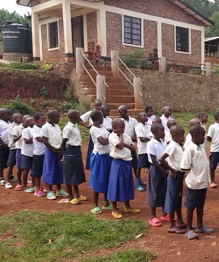 Improve Education for 400 Children on Idjwi Island