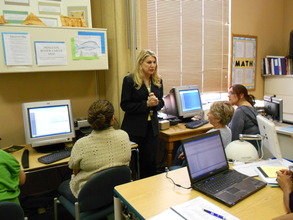 Dr. Lois Lee Training Children of the Night Staff