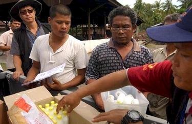 Provide clean water to Indonesian survivors