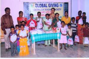 Beneficiaries with Global Giving benefits