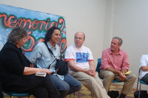 Meeting with young leaders - Reunido con jovenes