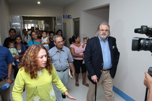 Touring the Heart Center with the Health Minister