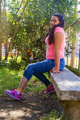 Give prosthetics to low limbs amputees in Colombia