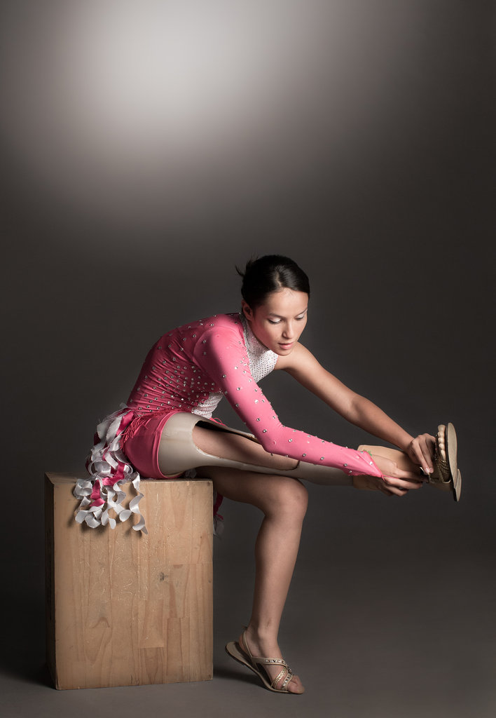 Give prosthetics to low limbs amputees in Colombia