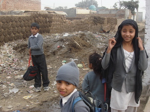 Girls going school throguh Girl Effect Project