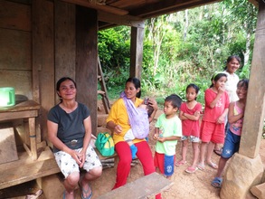 Talking with Kimbutan mothers with their children