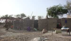Village Saleh Somaro women preparing house
