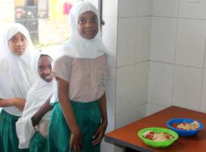 Collecting school lunch