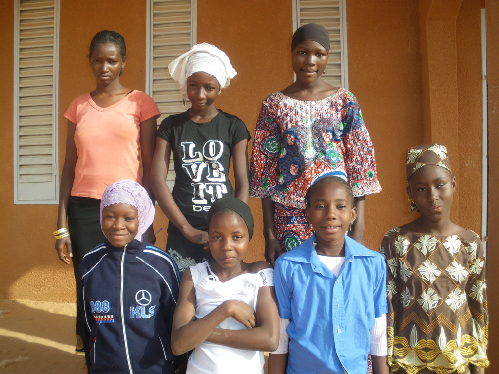 Empower girls in Niger for change via education