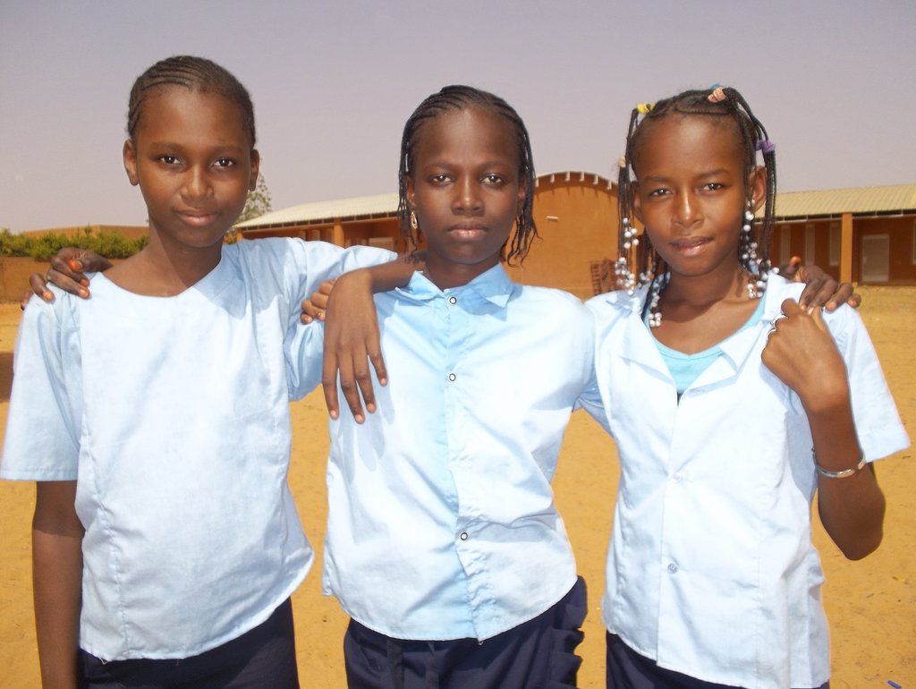 Empower girls in Niger for change via education