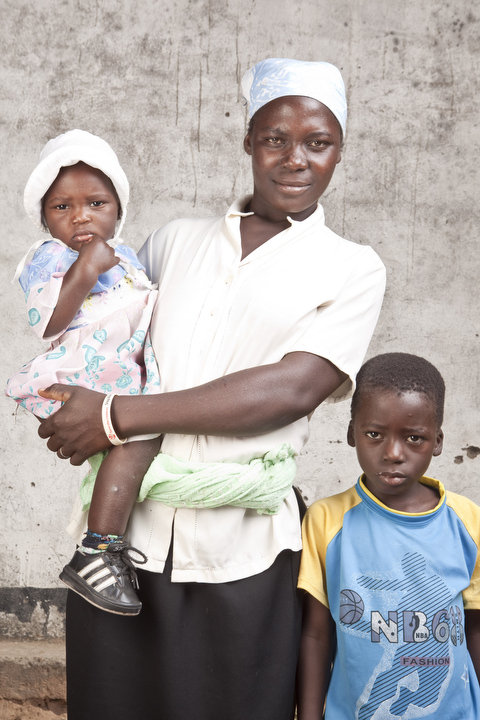 Provide immunizations for 300 infants in Zambia