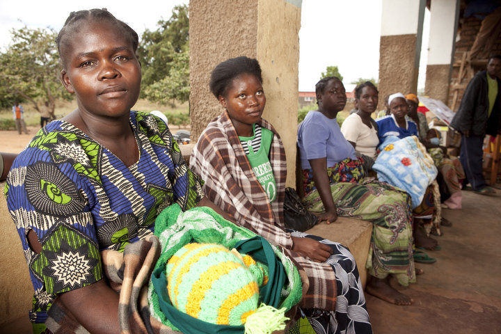 Provide immunizations for 300 infants in Zambia