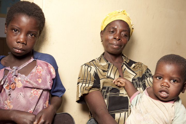 Provide immunizations for 300 infants in Zambia