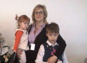 Anna and her children