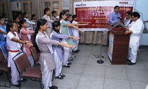 Shalini's taking pledge