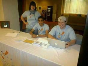 Alexander Estevez from AAV with AYUDA volunteers!