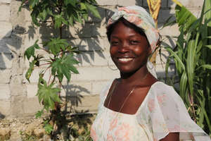 You can support students like her!
