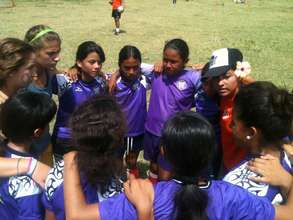 Team Oceania circled up