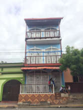 La Casa de Tres Pisos