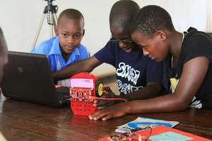 Rosette at the Robotics and Electronics Camp