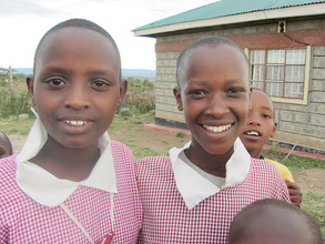 Two students from Mara Hills Academy